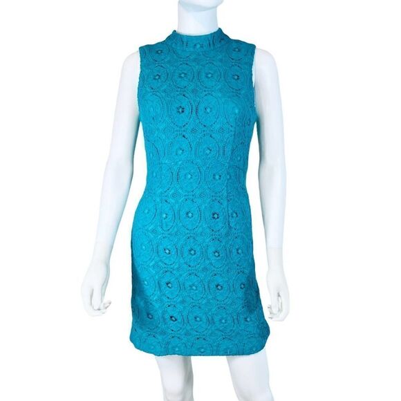 Crystal Doll Sleeveless Lace Dress - Picture 9 of 9
